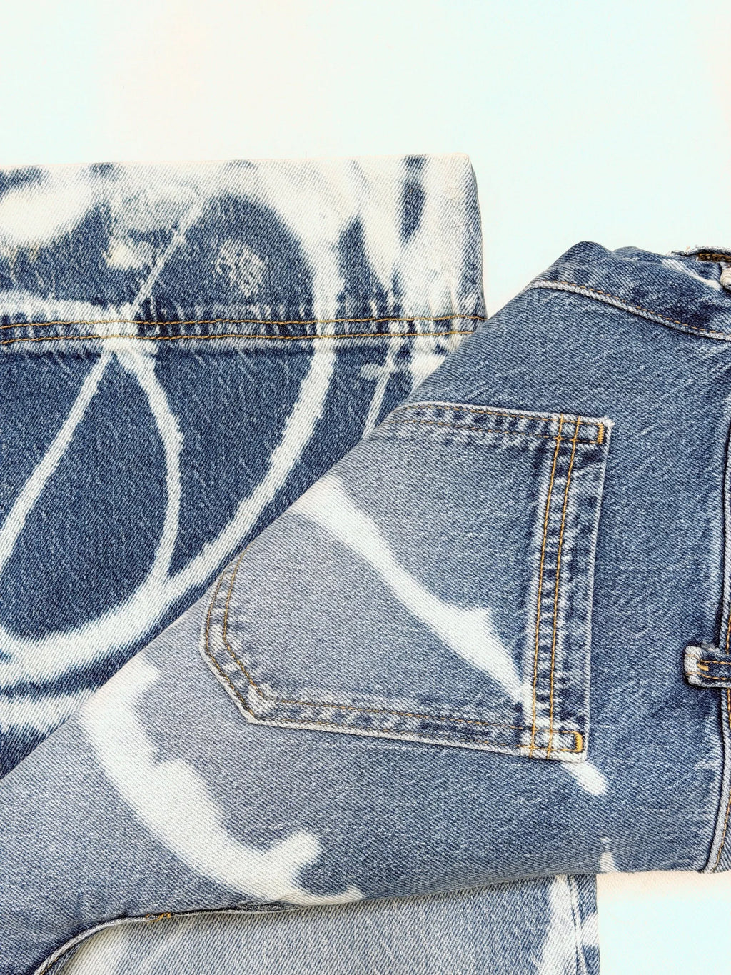 The Contrast Jean