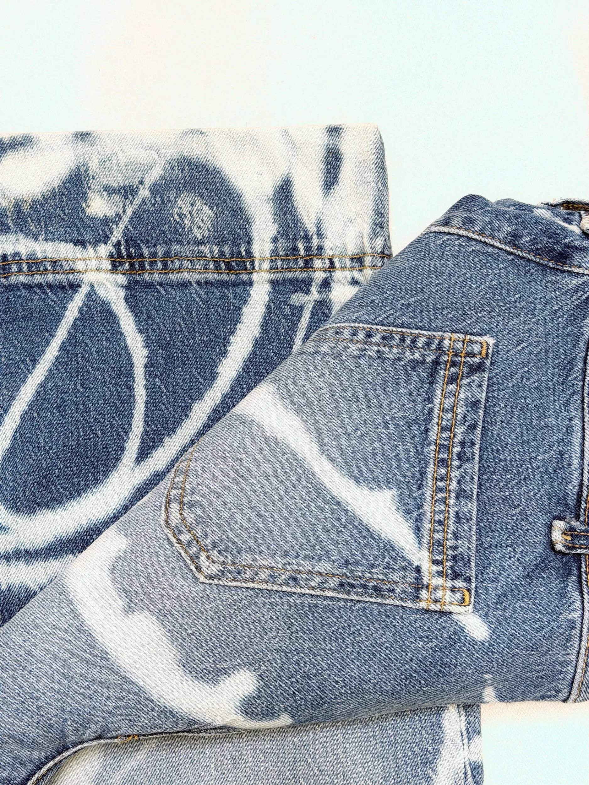 The Contrast Jean