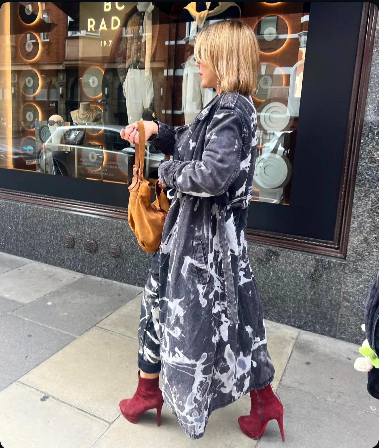 The Signature Trench