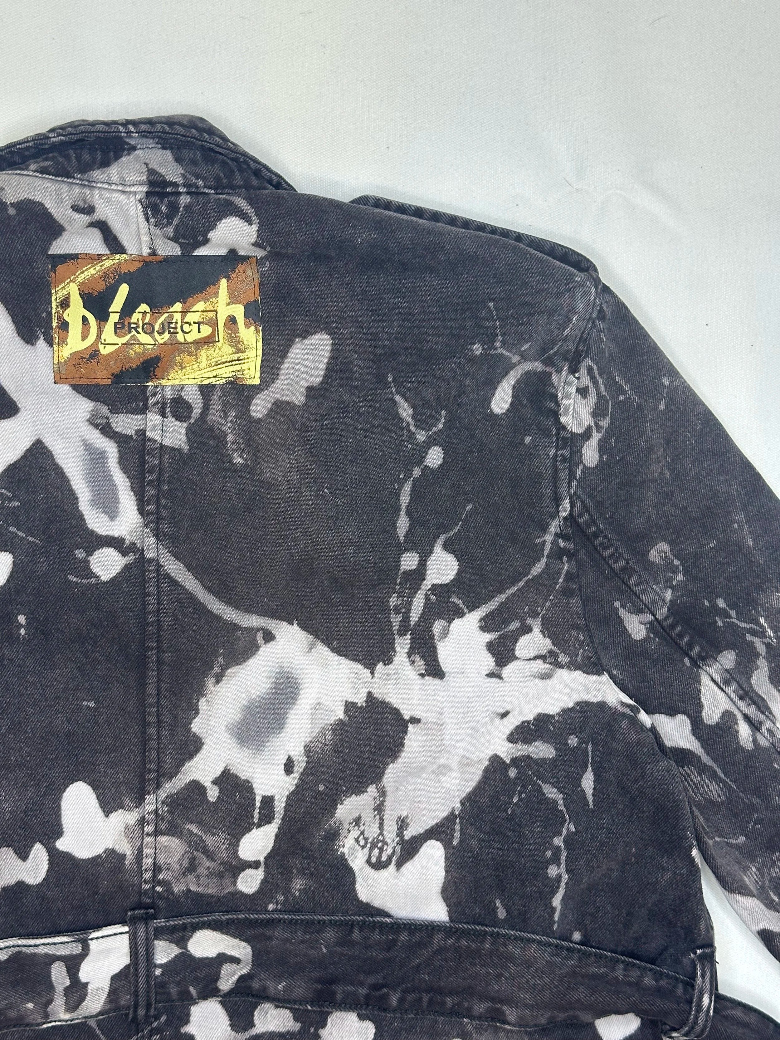 The Signature Trench